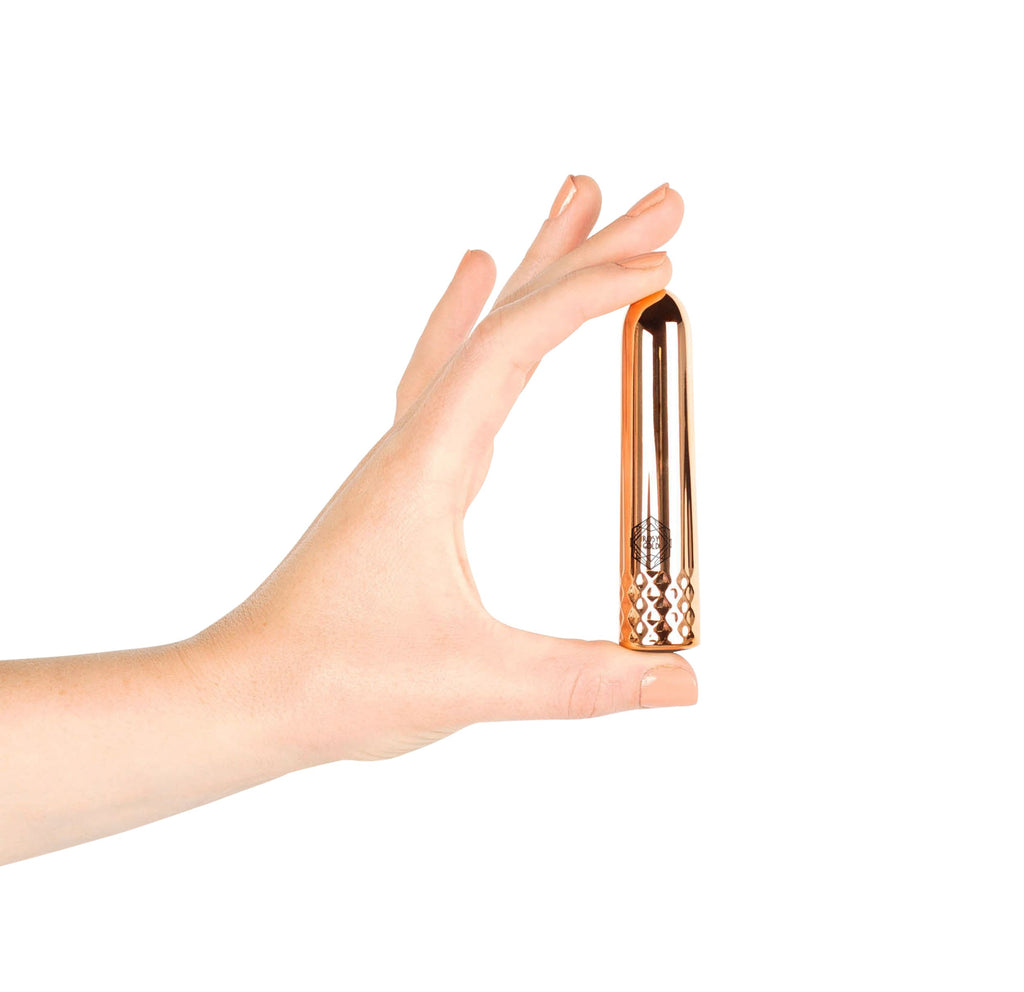 Rosy Gold - Nouveau Mini Vibrator - Kompakt mit 10 Stufen und Wiederaufladbar