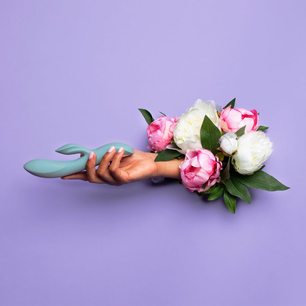 The Violet - Rabbit Vibrator mit Swipe-Technologie - Bloom Kollektion