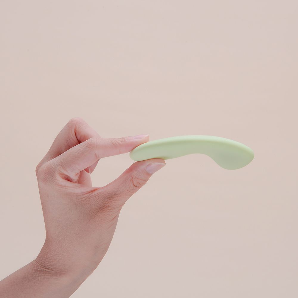 Magic Motion - App-gesteuerter Panty-Vibrator Nyx - Rot