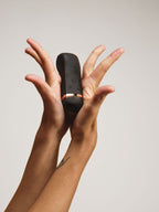 Handy - The Oh Vibrator - Interaktiver Vibrator mit ResoTouch-Technologie und App-Steuerung