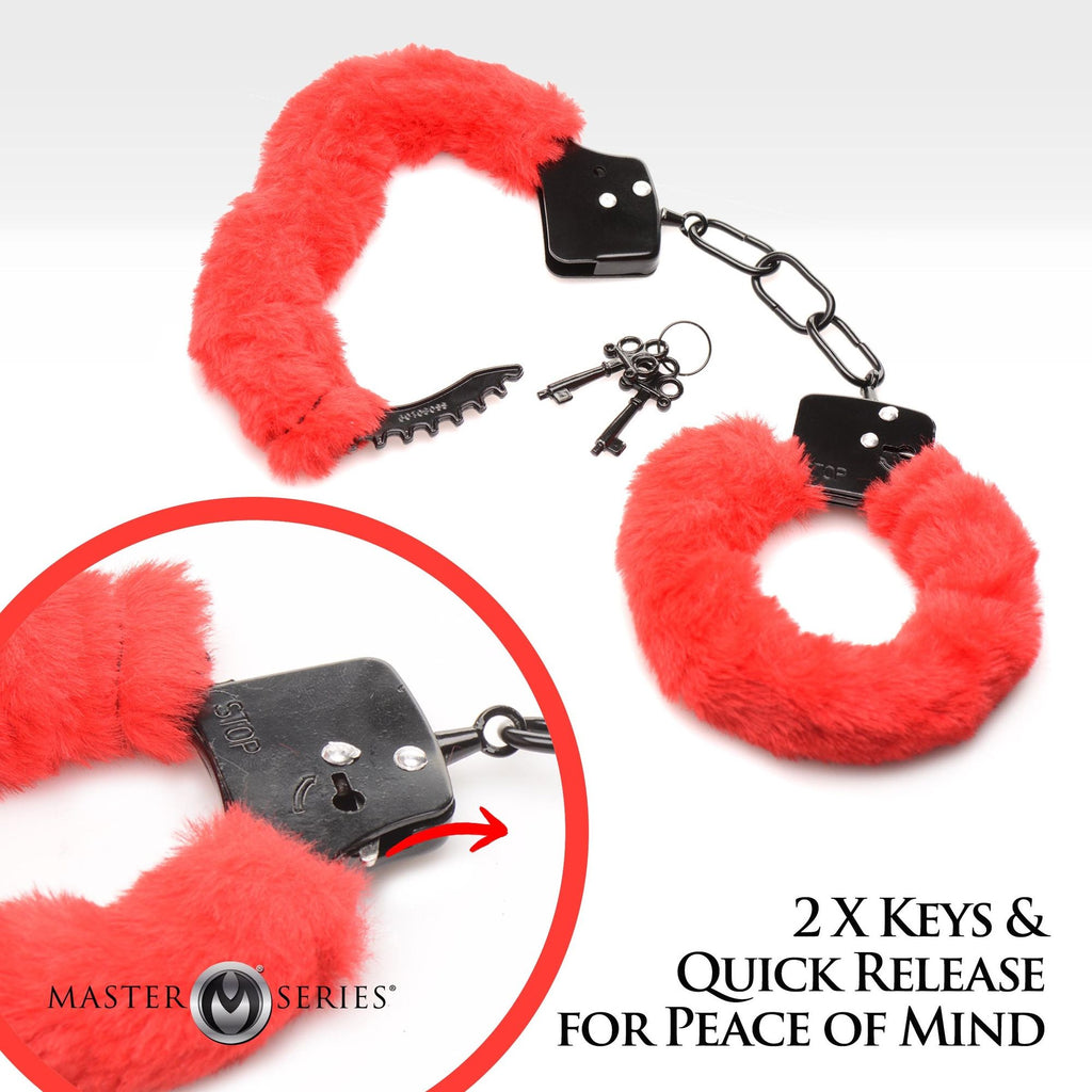 XR Brands - Cuffed In Fur Handschellen - Schwarz