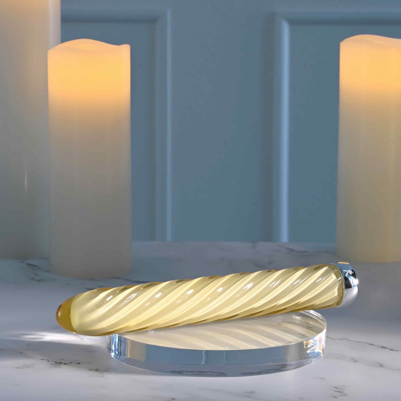 Playboy - Twist of Fate Glas-Vibrator - Spiraldesign mit 10 Stufen
