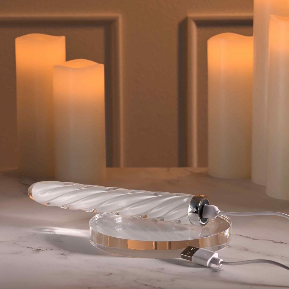 Playboy - In A Twist Glasvibrator - Spiralstruktur mit 10 Vibrationsstufen