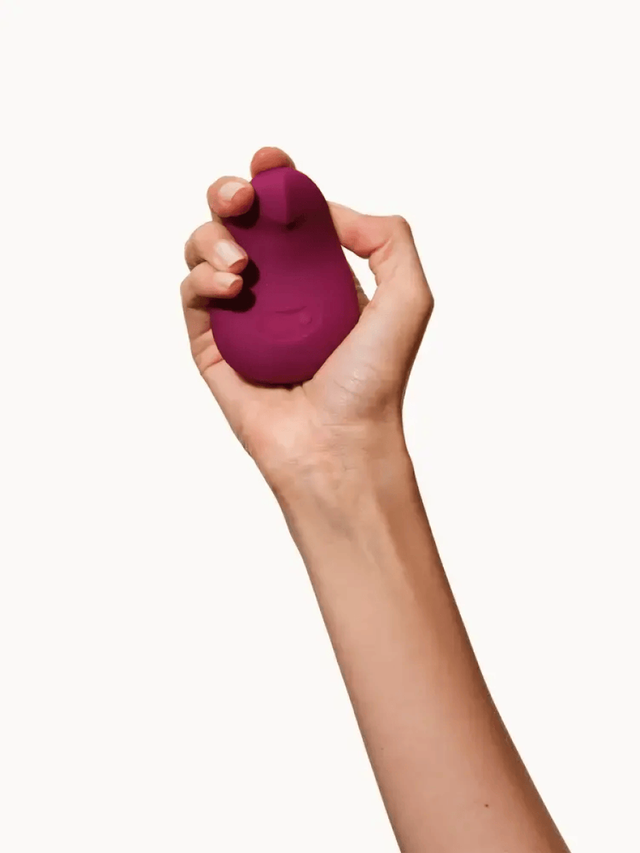 Dame Products - Pom Flexibler Vibrator - Dunkelrot