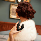 Rosy Gold - Wearable Vibrator mit Luxus-Ladecase - Schwarz